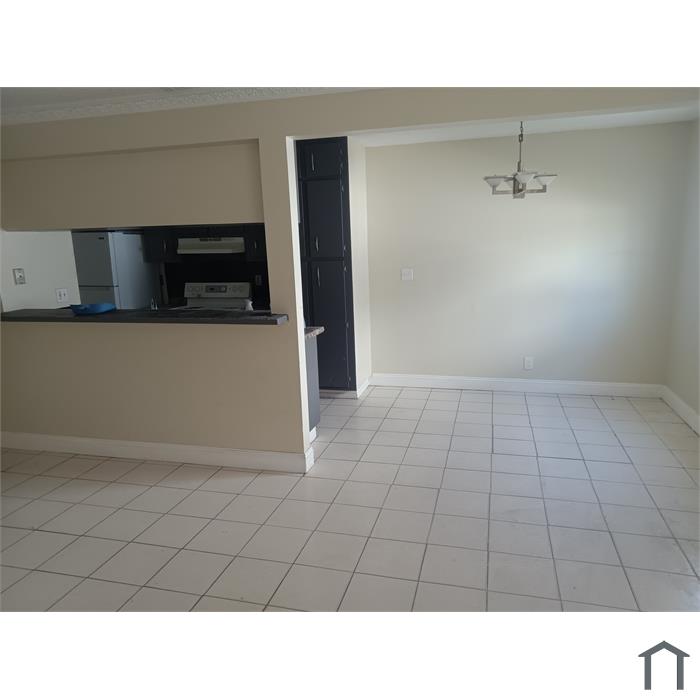 108 E Tiffany Dr