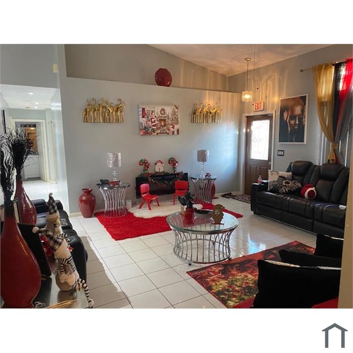 128 Kings Way