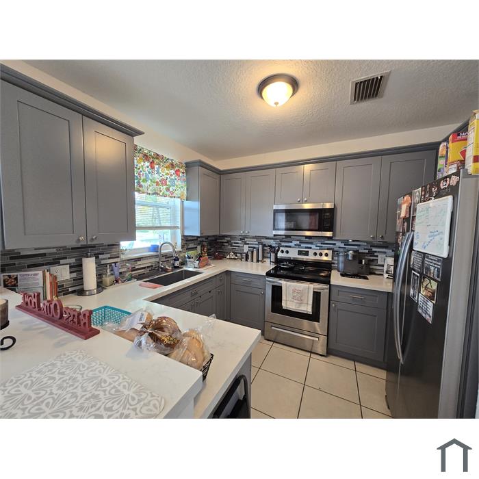 2208 Shoma Dr