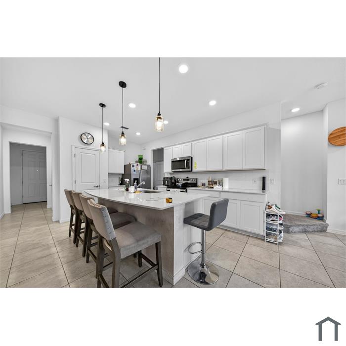 6128 Rancho Ln