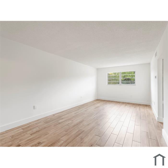 600 SW 2nd Ave