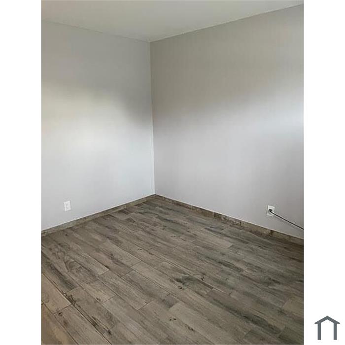 550 SW 2nd Ave