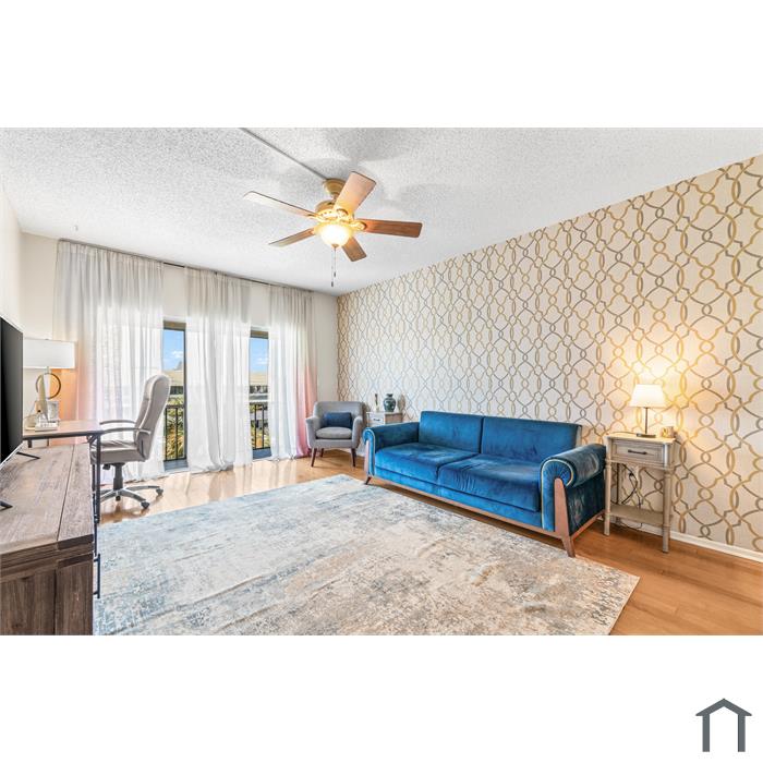 55 SW 2nd Ave