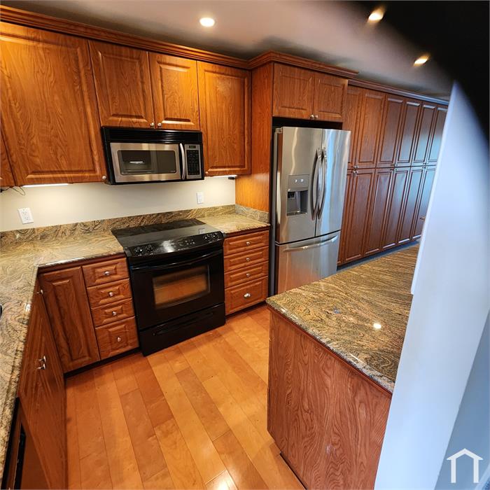 21902 Lake Forest Cir