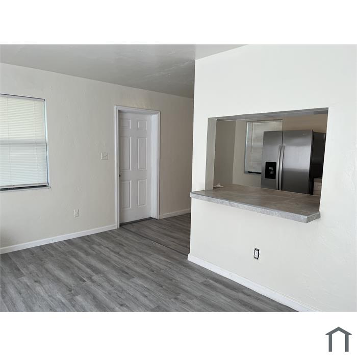 420 NW 2nd St