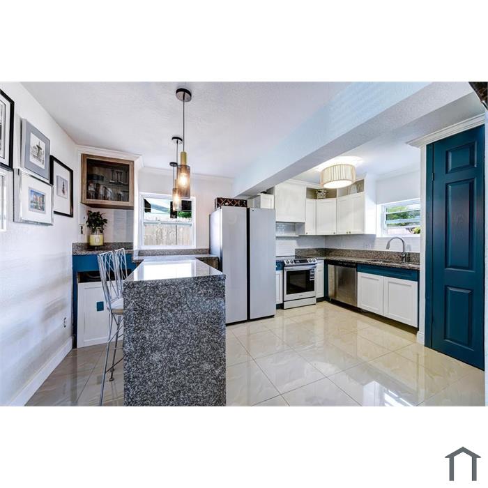 241 NE 16th Ct