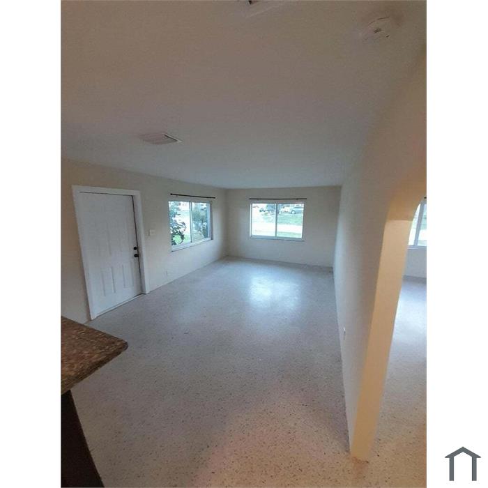 145 SW 8th Ave