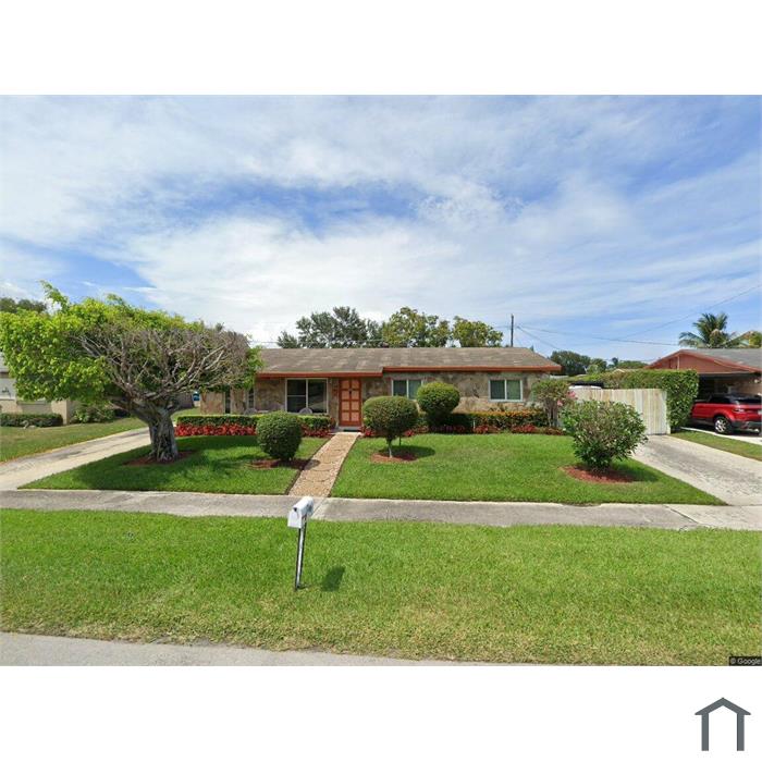 365 NW 4th Ct
