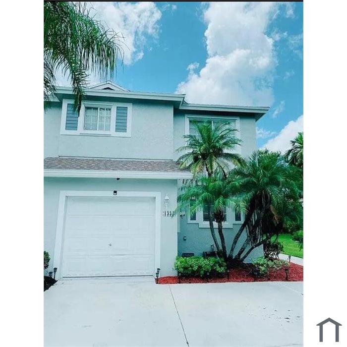 1335 SW 48th Ter