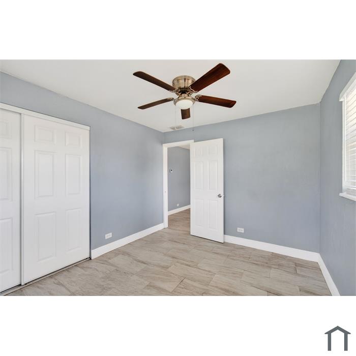 242 SW 15th Ave