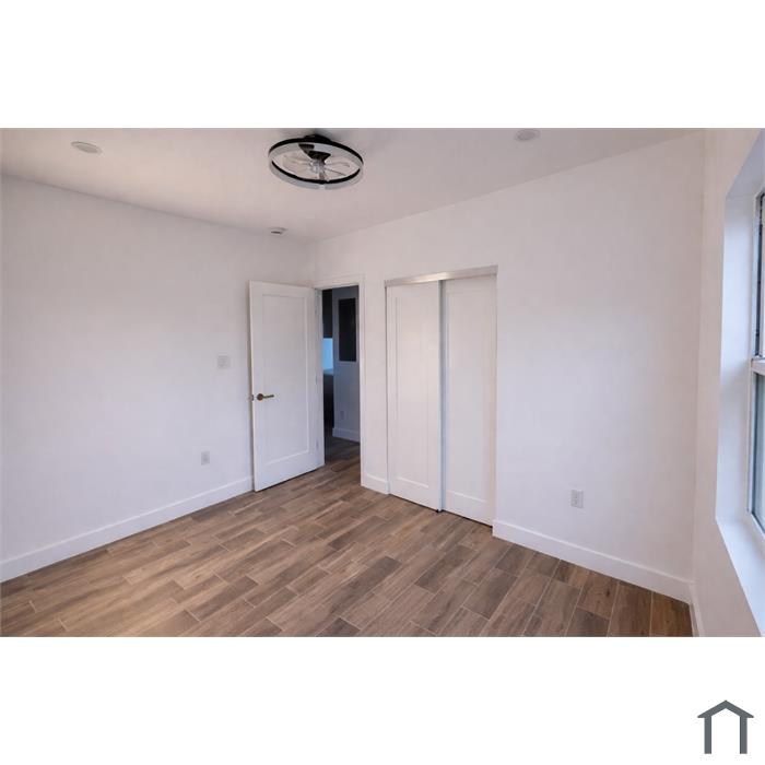 24 SW 10th Ave