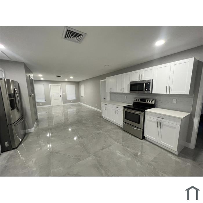 129 Euclid Blvd