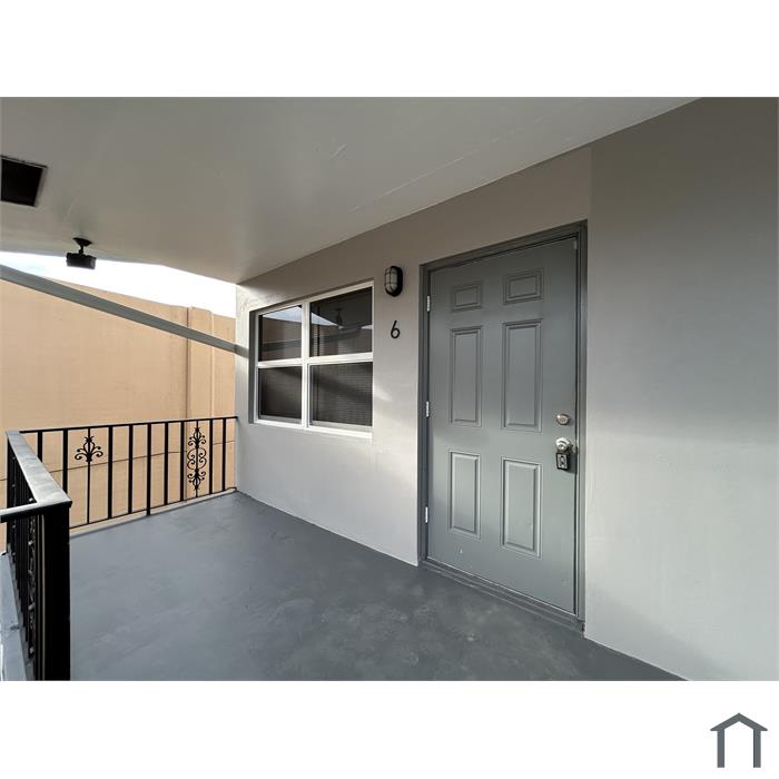 1611 Green Ln