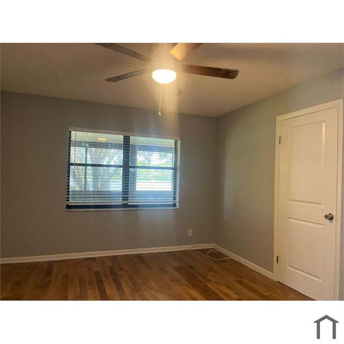 5184 Jog Ln