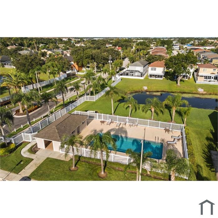 637 Kensington Lake Cir