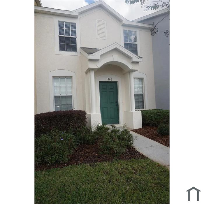 1306 Denman Ct