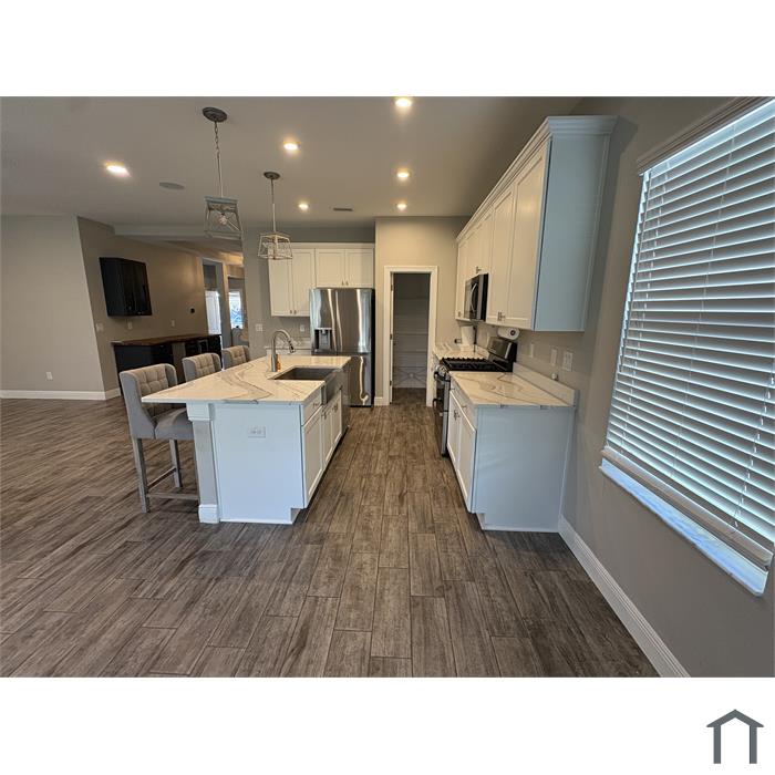 5448 Silver Sun Dr