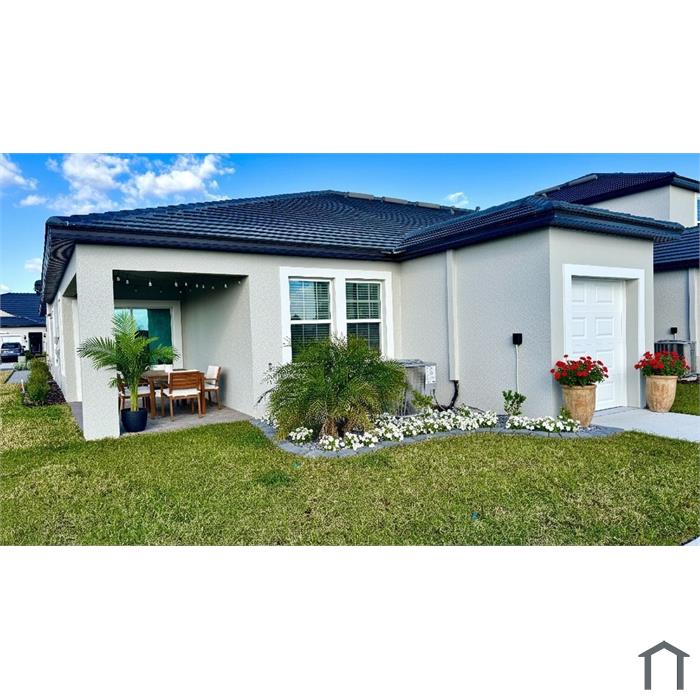 10944 Teal Lagoon Isle