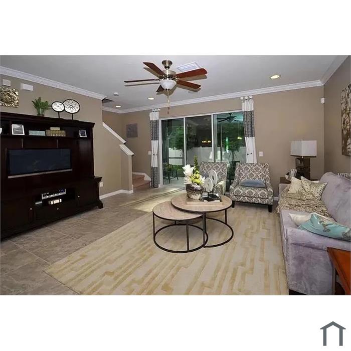 10424 Red Carpet Ct