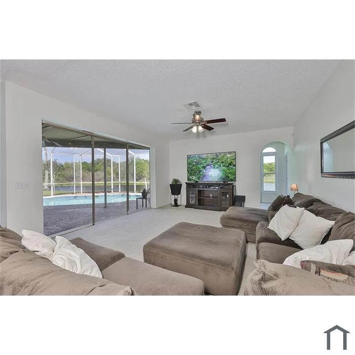 13016 Prestwick Dr