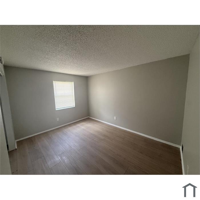 1411 E Mohawk Ave