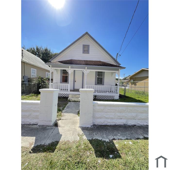 1936 W Cherry St