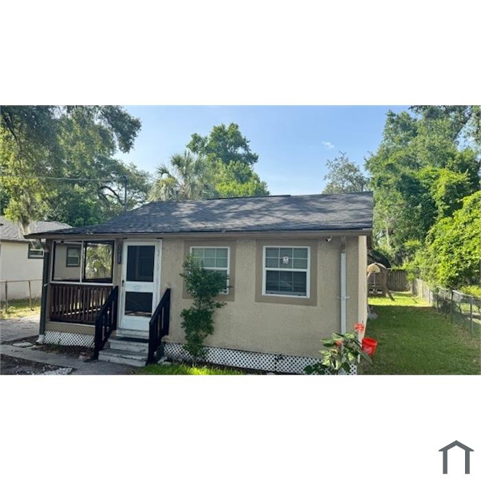 3022 Deleuil Ave