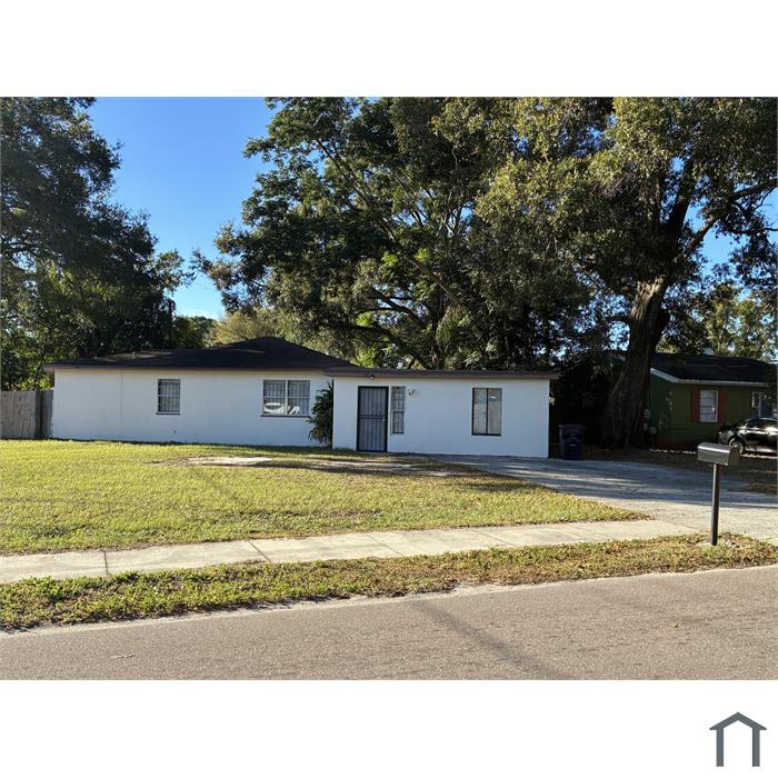 1513 E Frierson Ave