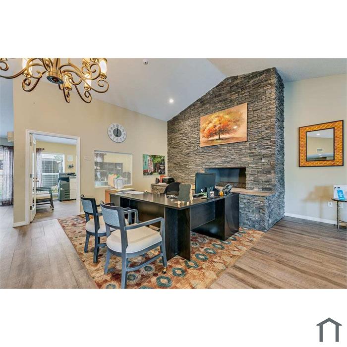 Foxcroft Apartment Homes