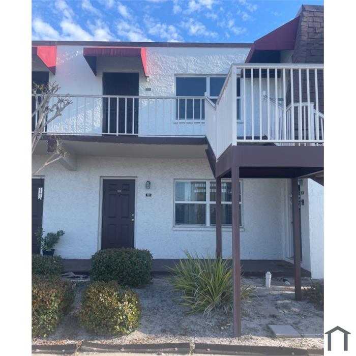 9101 W Hillsborough Ave