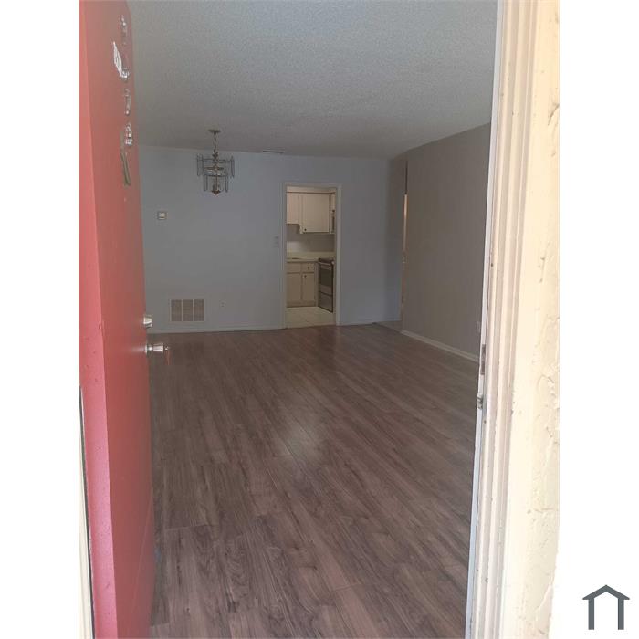 7523 Dolonita Dr