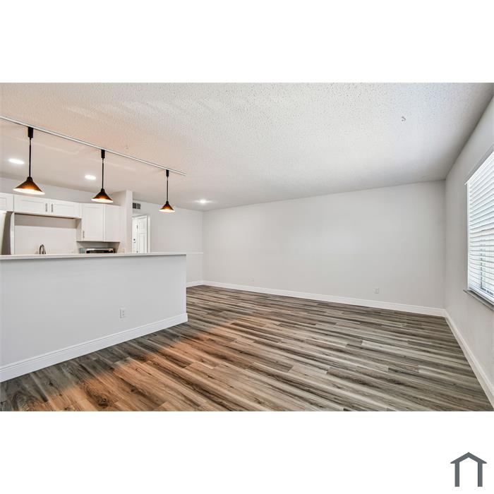 9125 Tudor Dr