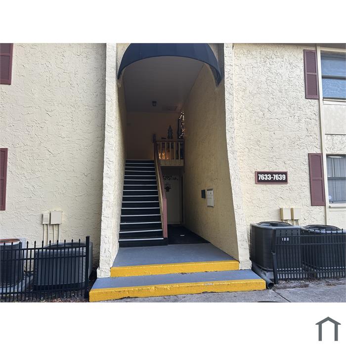 7633 Dolonita Dr