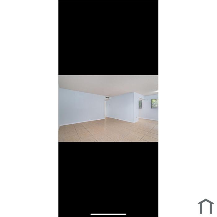 11807 Raintree Lake Ln