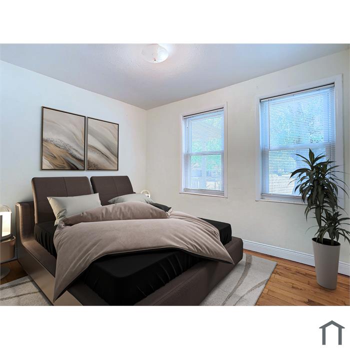 2701 S Manhattan Ave