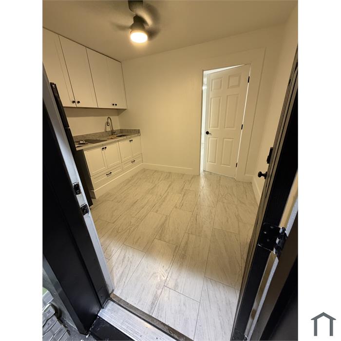 4824 El Capistrano Dr
