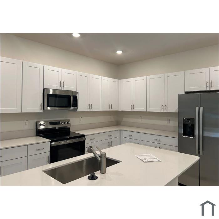 10804 Fowlers Bluff Ct