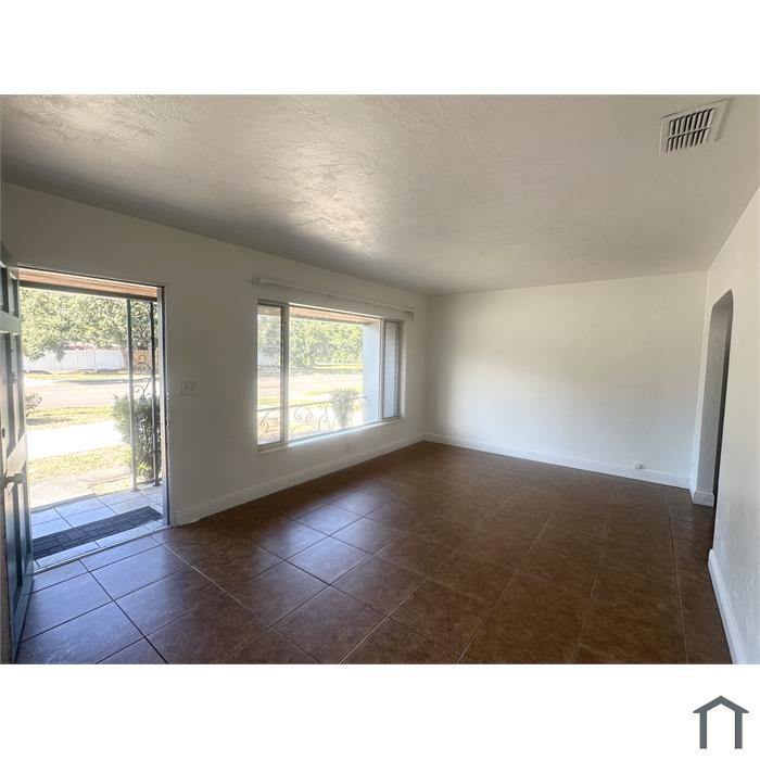 4824 Dr Martin Luther King Jr St S