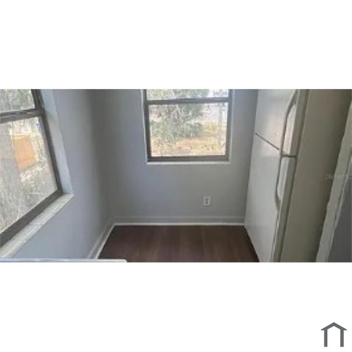 1320 18th Ave S