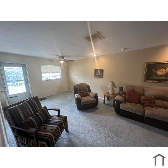1433 S Belcher Rd