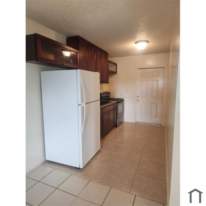 4135 Commercial Dr