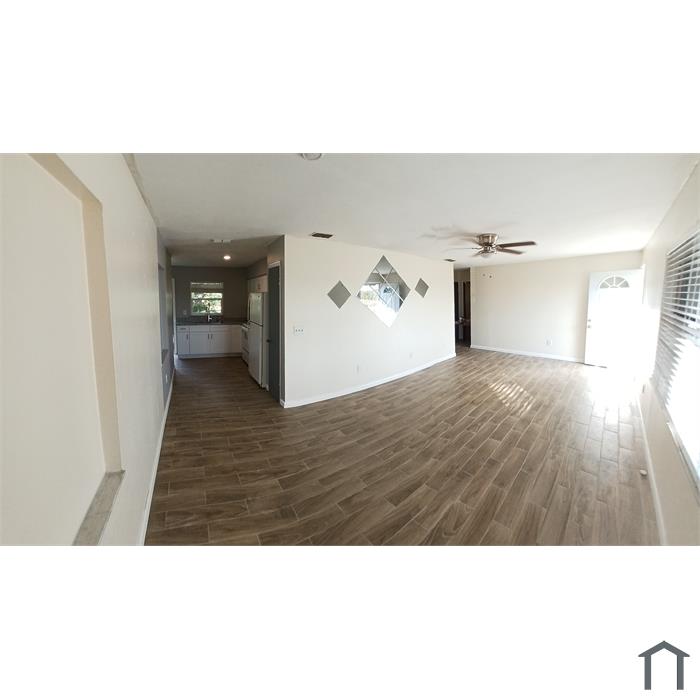 1030 Eo Douglas Ave