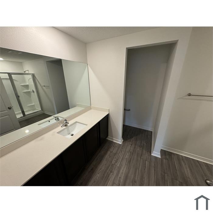 233 Kensington View Blvd
