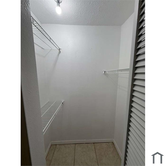 235 Mango Dr