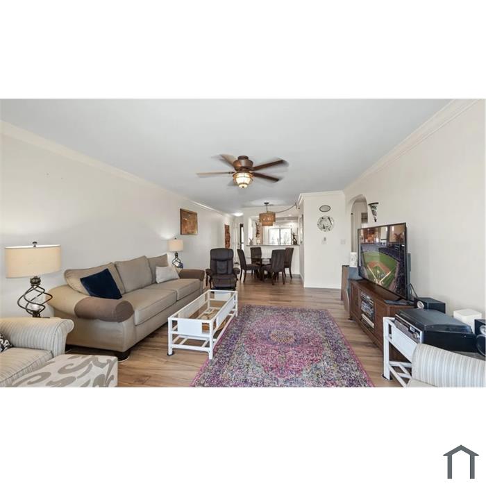 11540 Caravel Cir