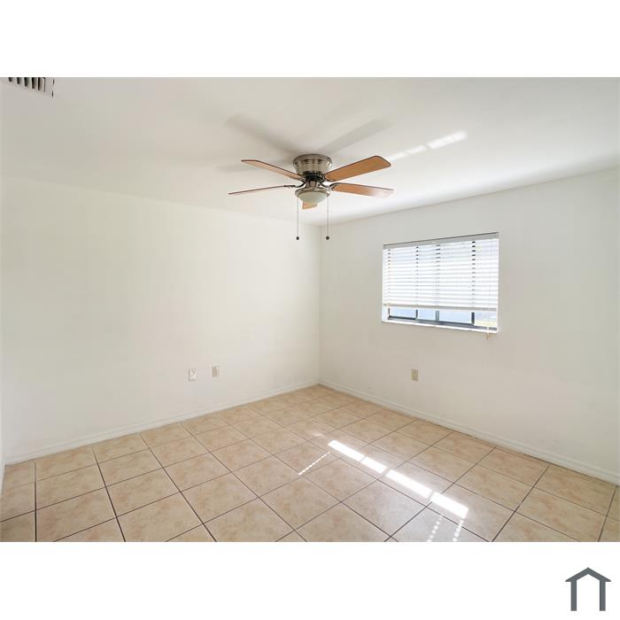 1156 SW 47th Ter