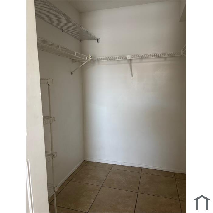 5319 Summerlin Rd