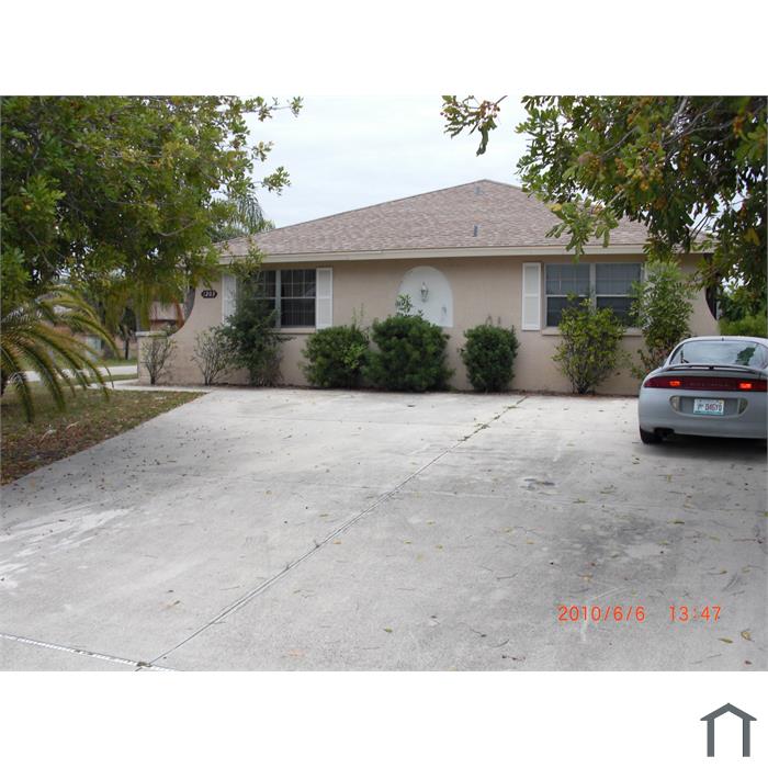 1203 SE 23rd Pl