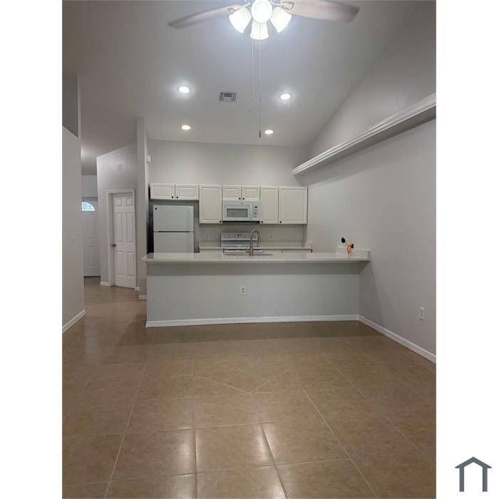 618 SE 13th Ter