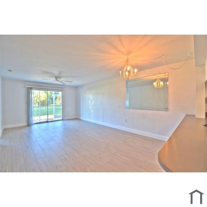 2330 Naples Trace Cir